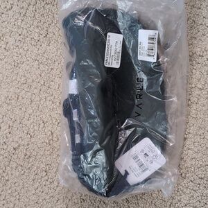 New Varley Lasson Belt Bag